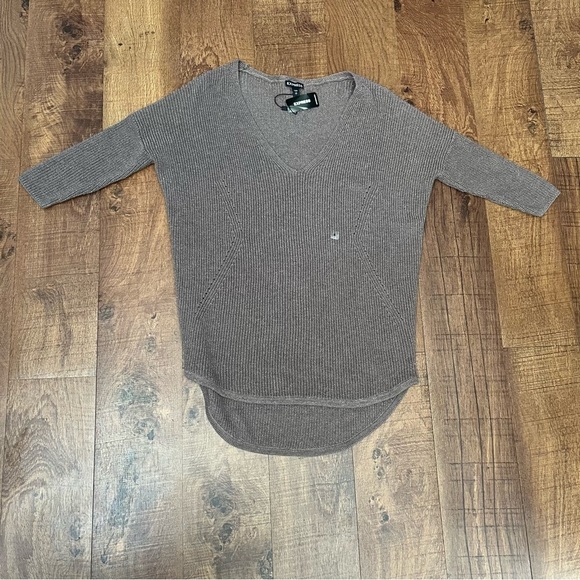 NWT express brand oversized shimmery 3/4 sleeve sweater small - Picture 1 of 7